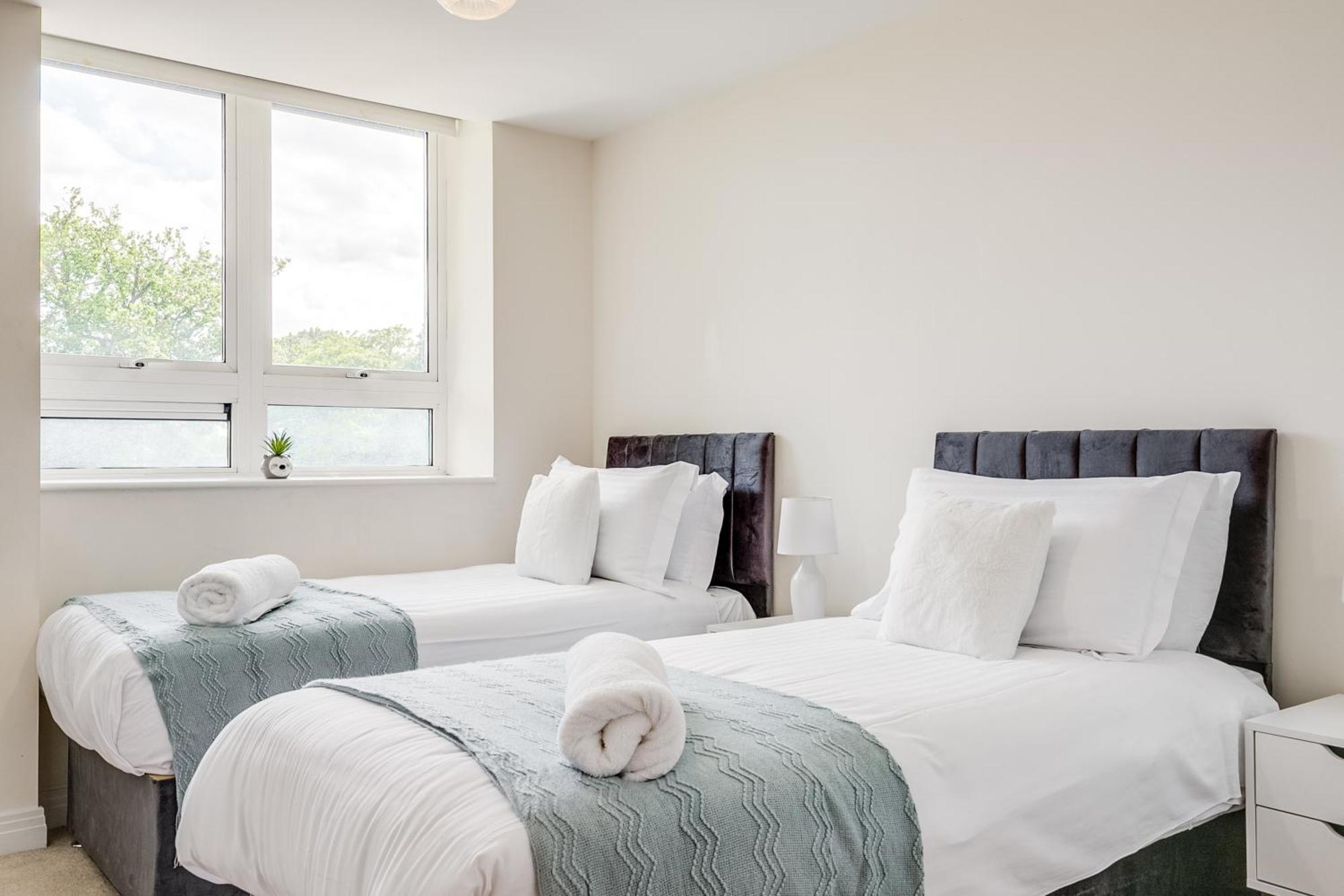 Apartment Modern Comfort Flat Town Centre Up To 8 People