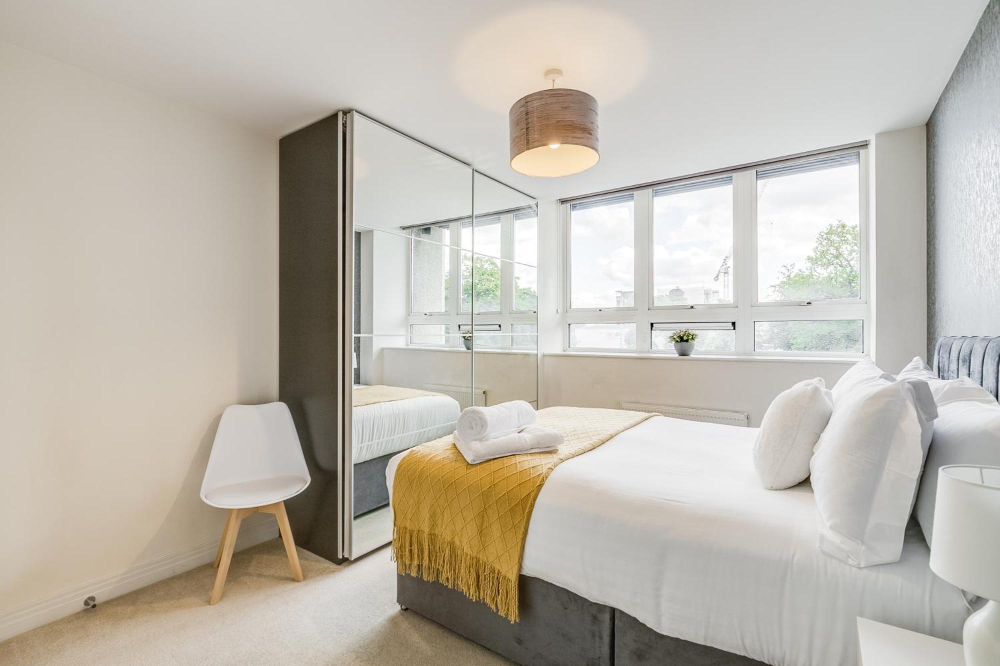 Apartment Modern Comfort Flat Town Centre Up To 8 People