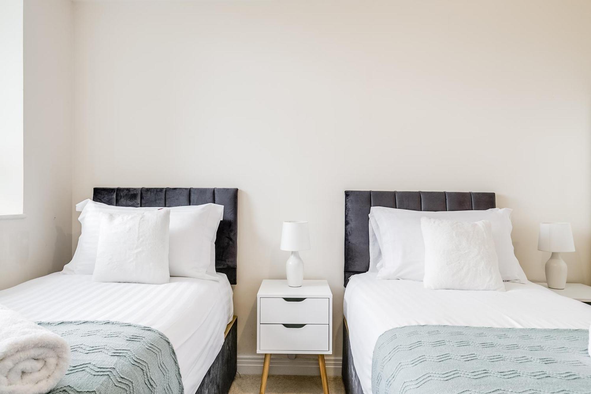 Modern Comfort Flat Town Centre Up To 8 People Apartment *