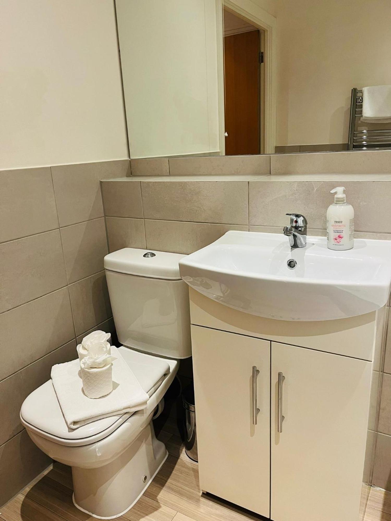 Appartamento Modern Comfort Flat Town Centre Up To 8 People Stevenage